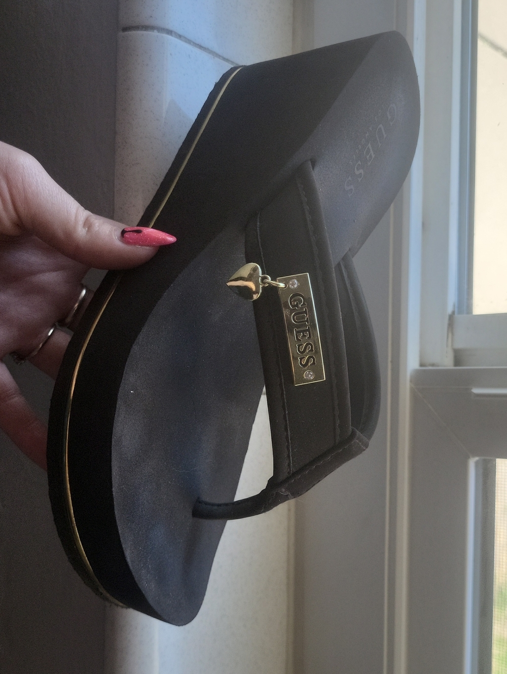 GUESS Black Platform Thong Sandals with Gold Logo And Heart Charm